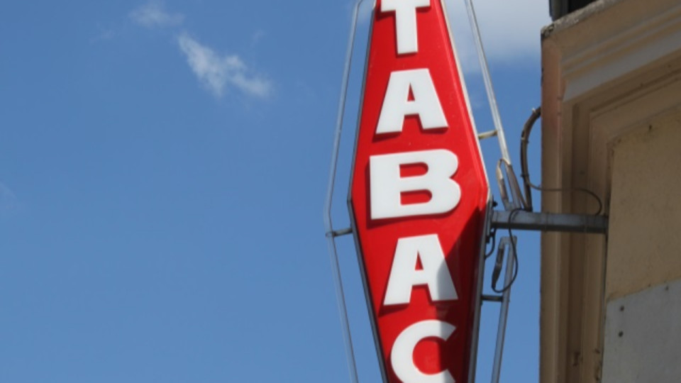 Métropole de Lyon : un rideau métallique de tabac arraché, plus de 5000€ de cigarettes volées