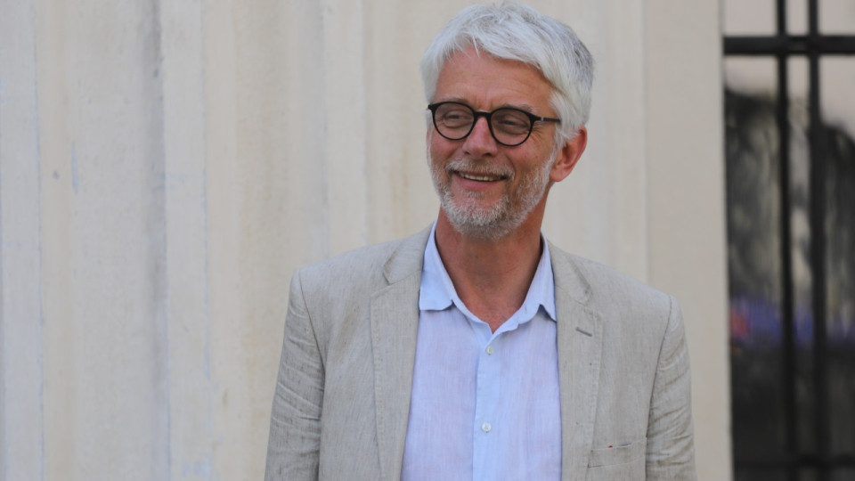 Hubert Julien-Laferrière à la solde des puissances étrangères ? Après le Qatar, le Kazakhstan