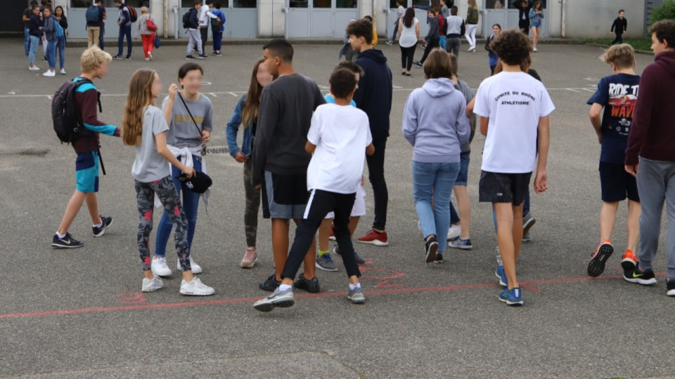 Alertes à la bombe dans un collège du Rhône : un suspect arrêté au Maroc