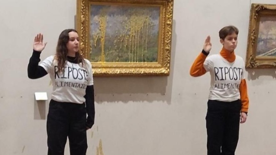 Jet de soupe sur un tableau de Monet à Lyon : la majorité se divise en conseil municipal