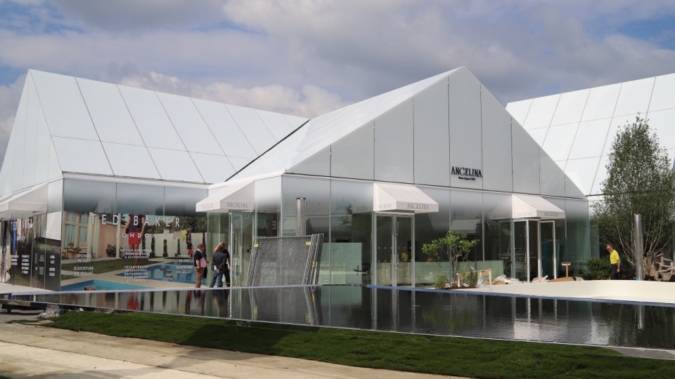 Village de marques évacué : l'homme armé d'un pistolet à eau laissé libre, l'affaire classée sans suite