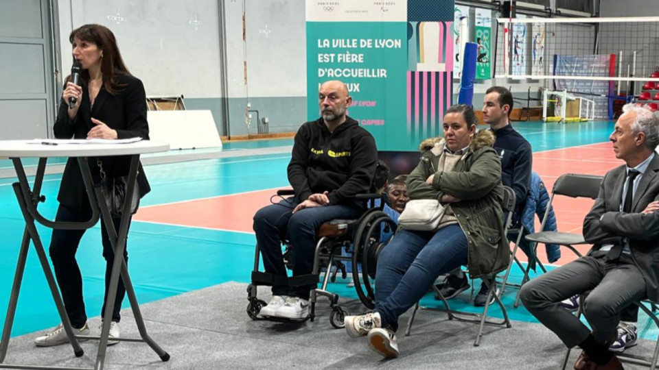 Deux personnalités du sport choisies par la Ville de lyon pour porter la flamme paralympique