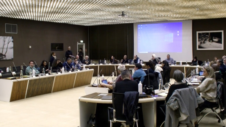 "Il mange du caca" : excédé par un opposant, cet élu de Vénissieux dérape en conseil municipal