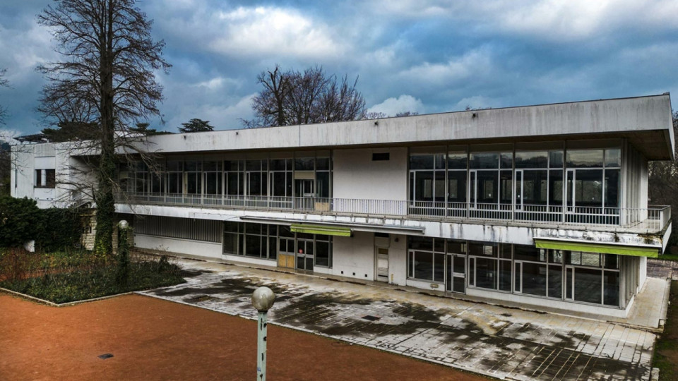 Le Chalet du Parc en péril à Lyon ? Yann Arthus-Bertrand n'a pas un rond