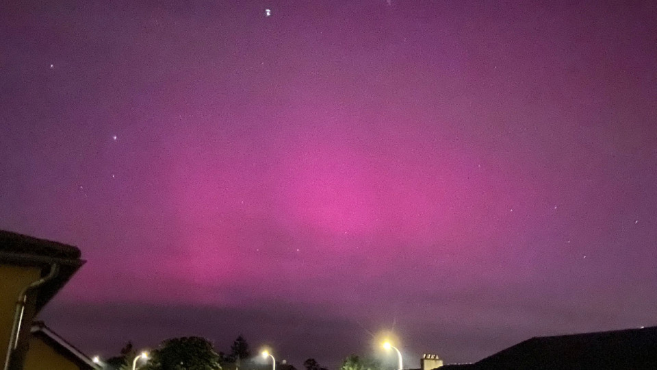 Des aurores boréales visibles près de Lyon : les photographes s'en donnent à coeur joie !