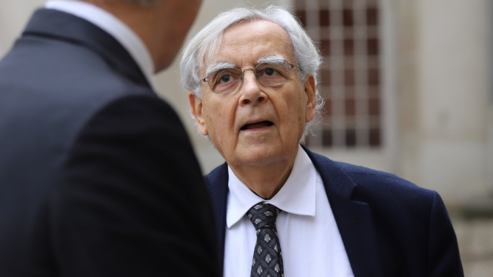 Obsèques de Bernard Pivot près de Lyon : la cérémonie ouverte au public ce mardi