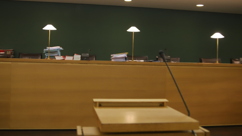 Le satyre du Beaujolais condamné : il se masturbait devant des adolescentes