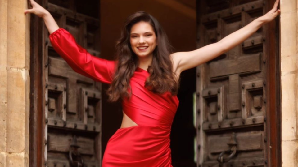 La couronne de Miss Rhône 2024 pour Ombeline Chevalier !