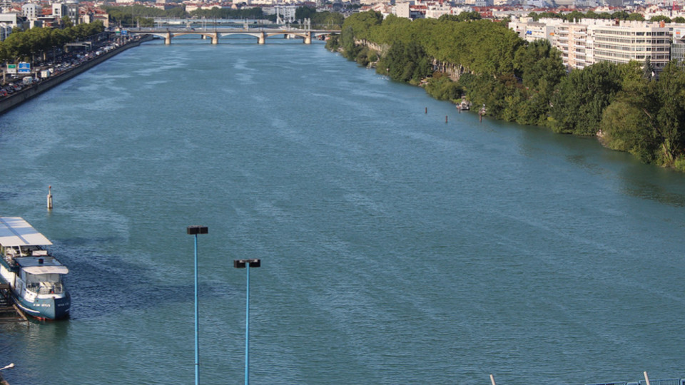 Contrairement à Paris, les tests sont "satisfaisants" à Lyon avant la baignade dans le Rhône