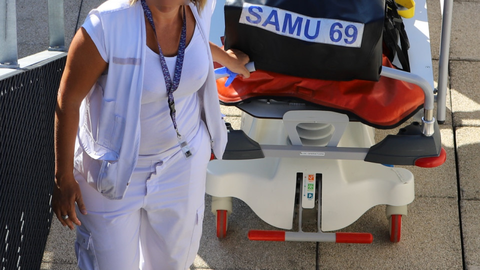 Villeurbanne : deux adolescents grièvement brûlés après avoir été aspergés de liquide inflammable