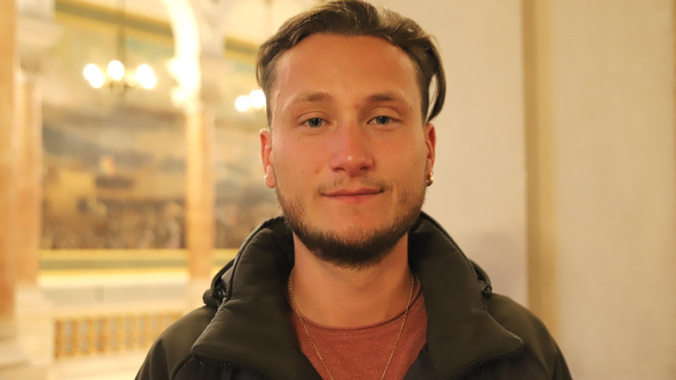 Raphaël Arnault soutient Marie-Charlotte Garin sur la polémique de la banderole : "Ce pays devient zinzin"