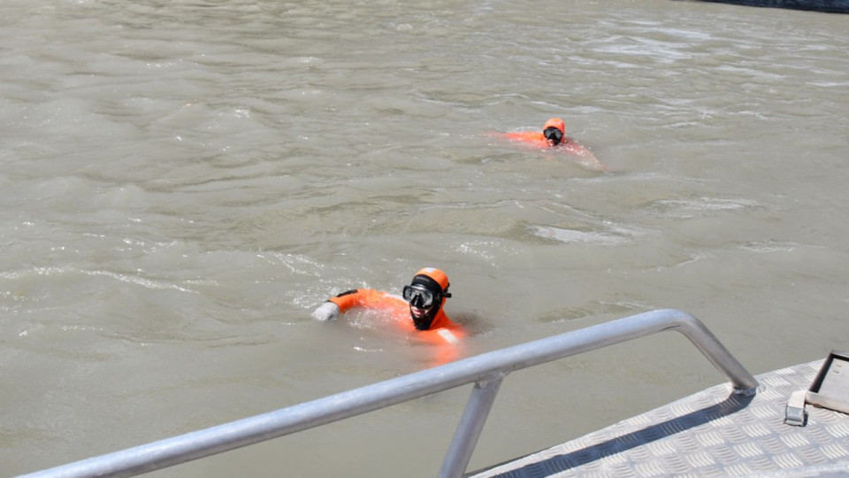 Lyon : une péniche en perdition sur la Saône, une quinzaine de pompiers mobilisés