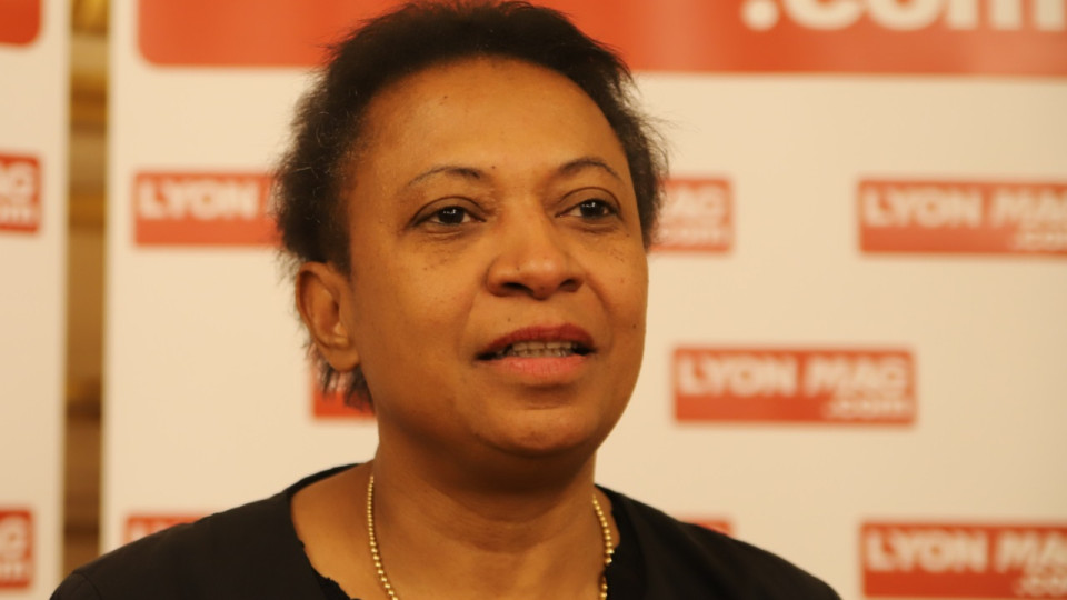 La gauche "dans l'impasse" : Hélène Geoffroy estime qu'un "autre PS est possible"