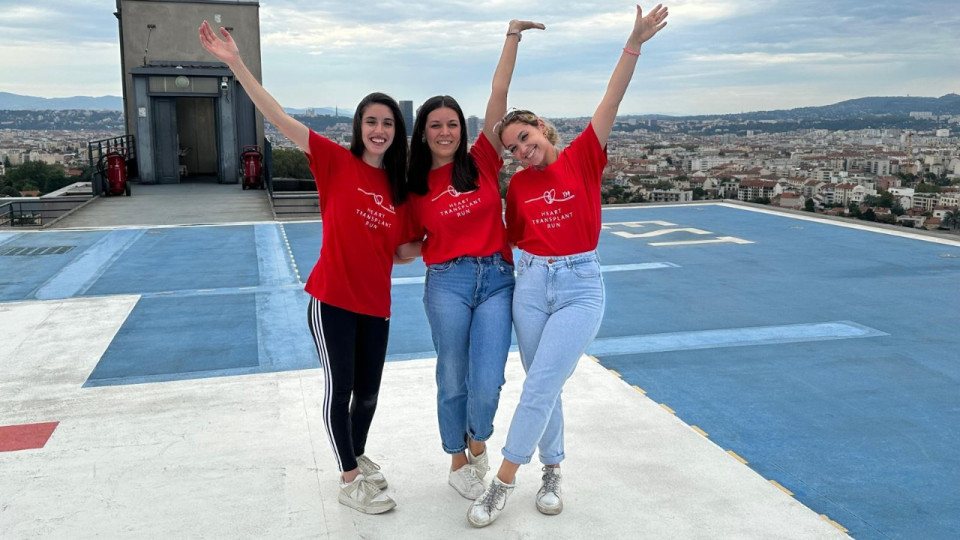 "C’était impossible mais on a quand même essayé" : des soignantes de Lyon organisent une course solidaire avec David Douillet comme parrain