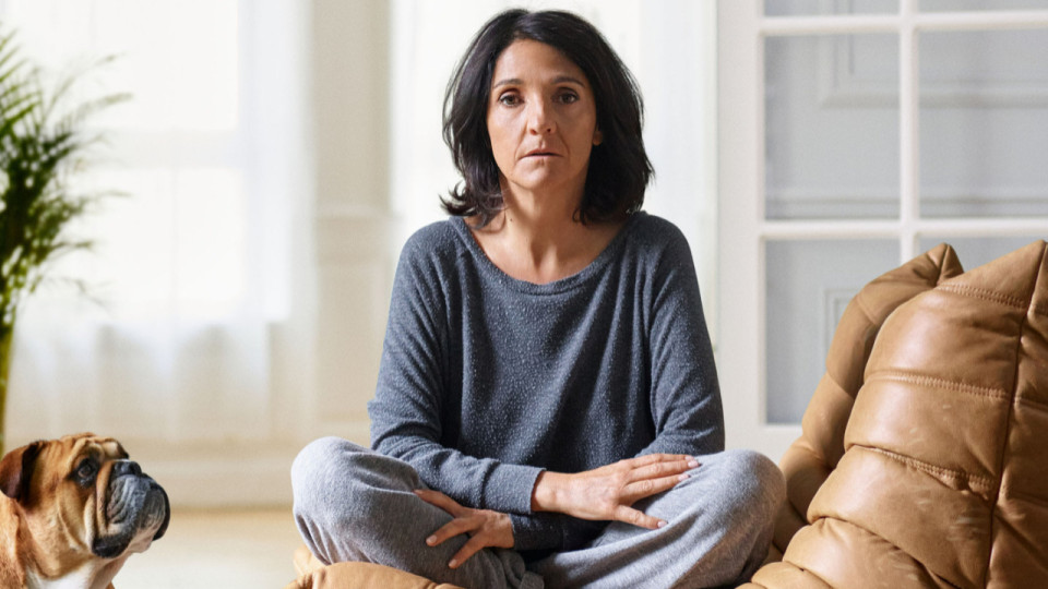 Florence Foresti célèbre les 25 ans de "Qui veut gagner des millions ?" avec un célèbre écrivain