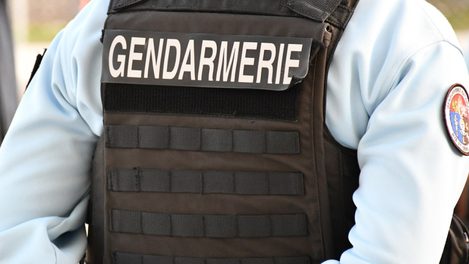Un gendarme plonge dans la Saône pour sauver une jeune femme qui aurait tenté de se suicider