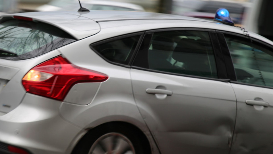 Lyon : un jeune homme vole une voiture et provoque un accident en fuyant la police