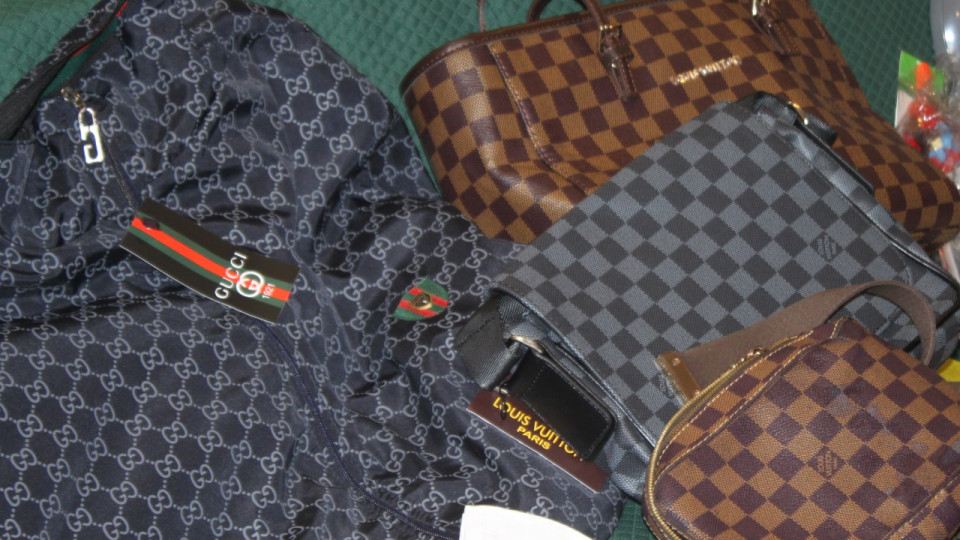 Villeurbanne : il avait transformé son appartement en showroom illégal, le vendeur de contrefaçons arrêté