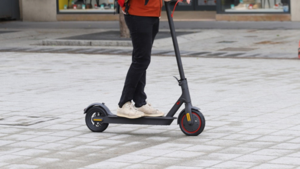 Près de Lyon : il accuse à tort un jeune de lui avoir volé sa trottinette puis le passe à tabac