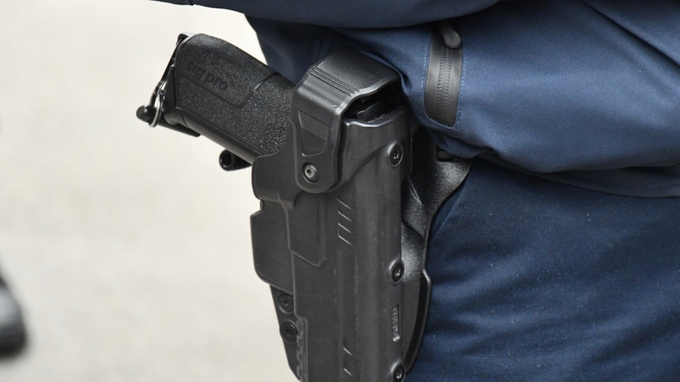 Villeurbanne : le sans-papiers braque une supérette, la police le met en joue