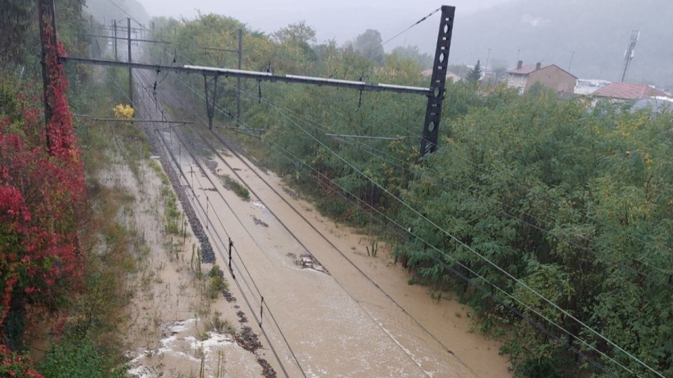 Intempéries au sud de Lyon : des cars déployés entre Givors et Saint-Etienne à la place des TER