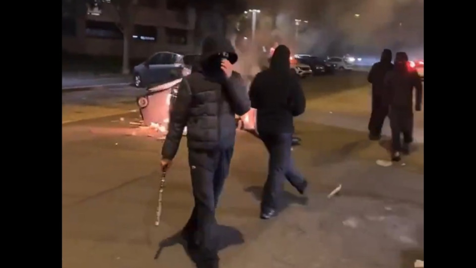 Nuit d'Halloween près de Lyon : plusieurs interpellations, des voitures incendiées