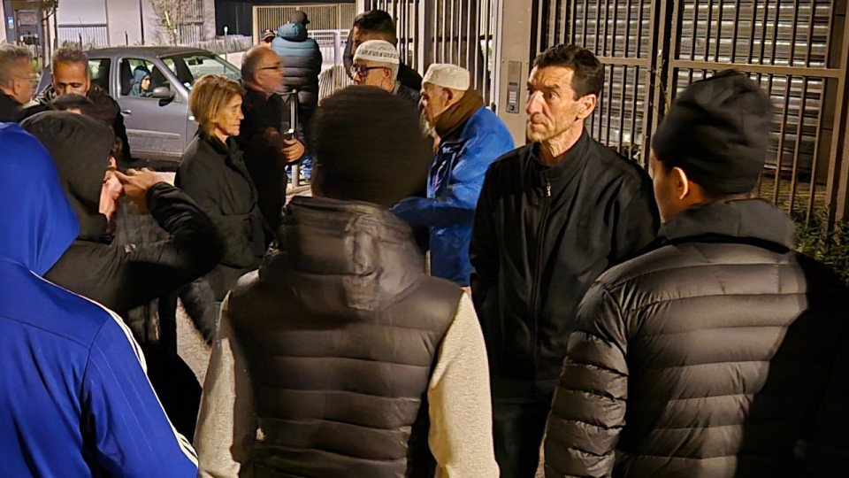 Bus incendiés à Rillieux : Abdelkader Lahmar rencontre les habitants et s'oppose aux sanctions promises par le maire