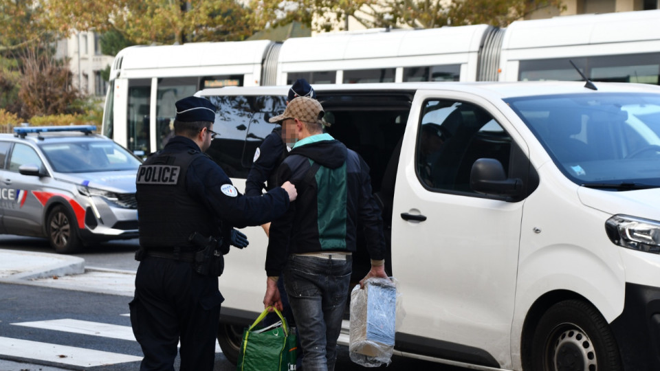 Lyon : 7 interpellations sur le marché sauvage des Etats-Unis 
