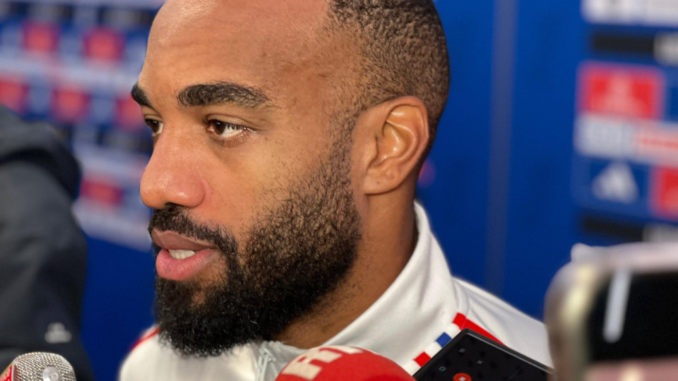 Alexandre Lacazette annonce son futur départ de l'OL : "Mon dernier derby à domicile"