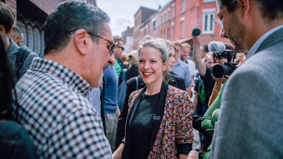 Lucie Castets candidate &agrave; la l&eacute;gislative partielle en Is&egrave;re ?