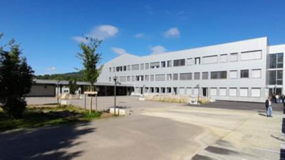Près de Lyon : le collège Jean de Tournes entièrement rénové