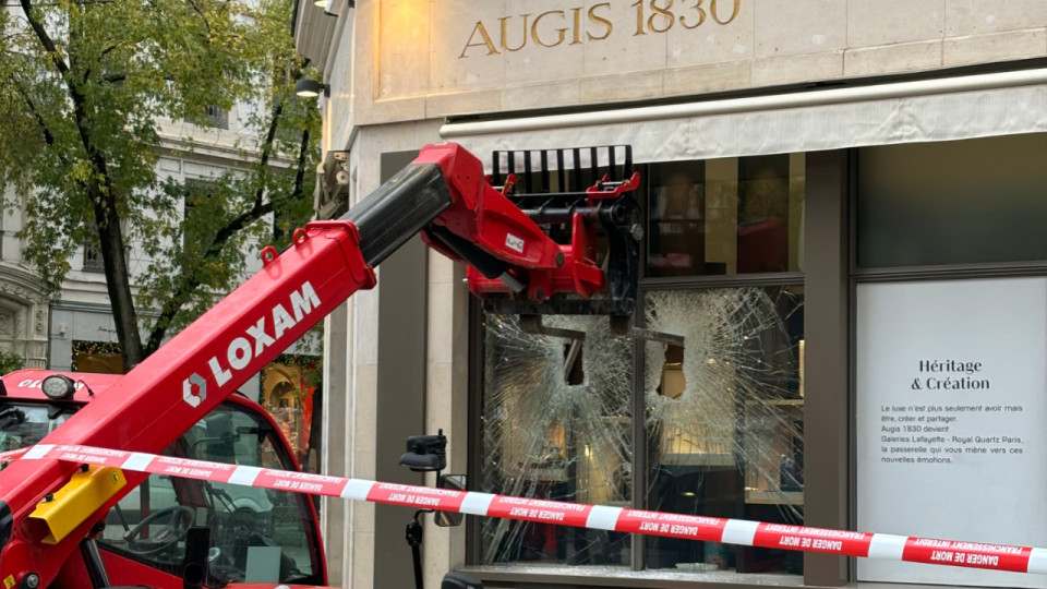 Lyon : une bijouterie du centre-ville attaquée avec un engin de chantier