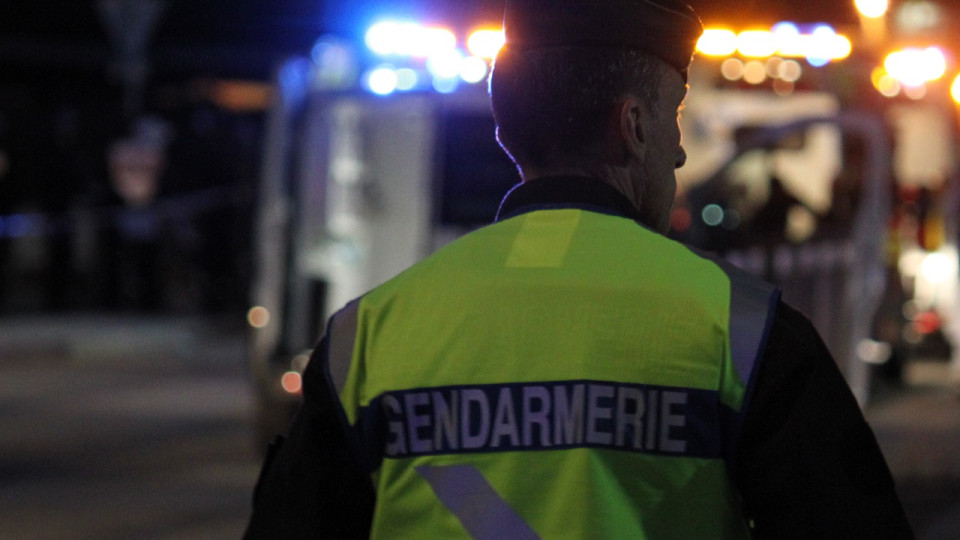 Près de Lyon : un véhicule fait une chute de 150 m, deux femmes grièvement blessées