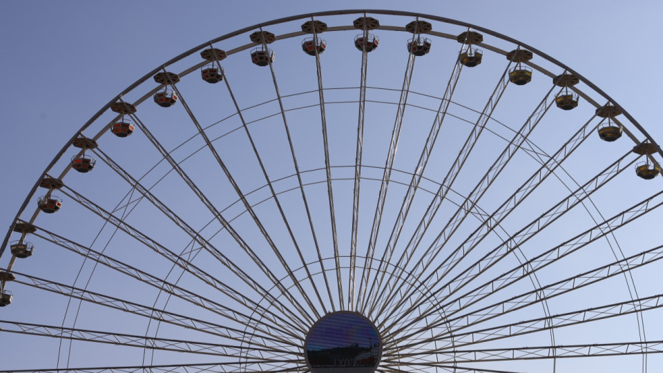 Produits bio, freinage régénératif : la grande roue de retour à Lyon en mode écolo