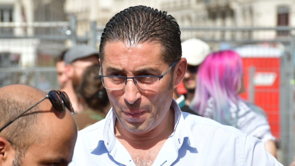 Protoxyde d'azote : le député Idir Boumertit veut interdire la vente aux particuliers