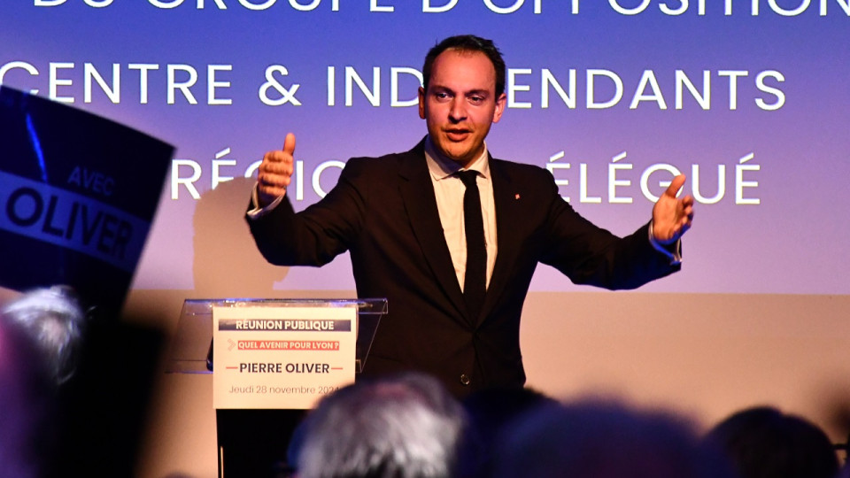 "C'est juste ton travail", "moins de com" : Pierre Oliver tancé par ses adversaires écologistes