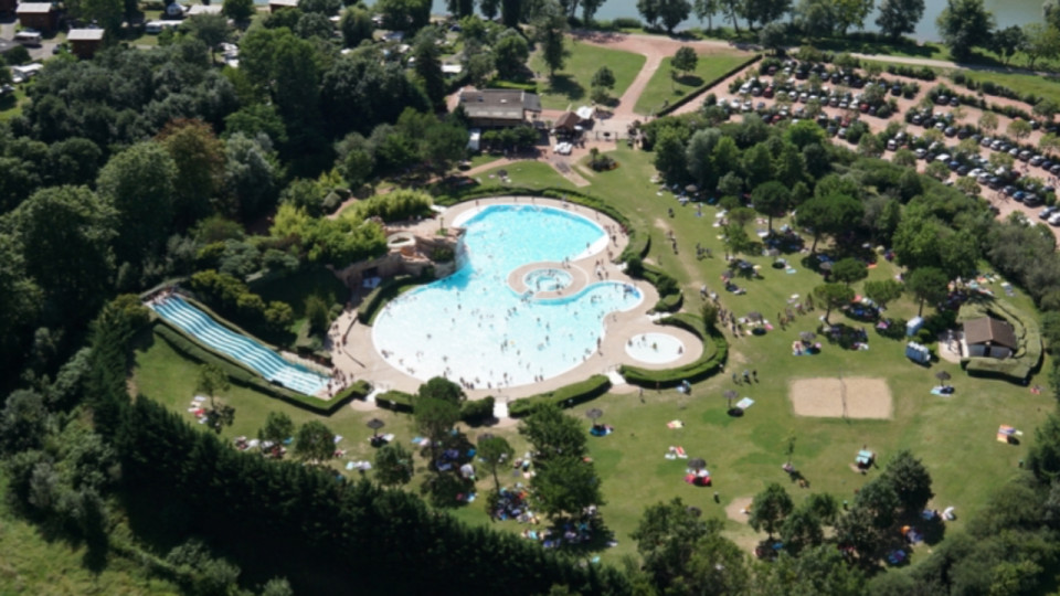 Le tribunal annule la fermeture des Cascades de Trévoux, le projet de parc à thème Dinopedia fragilisé