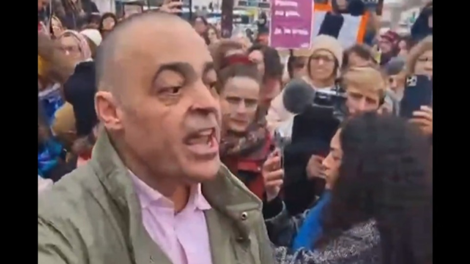 "J'ai un message de la part de mon client : Merde !" : l'avocat lyonnais d'un accusé de Mazan dérape face aux féministes