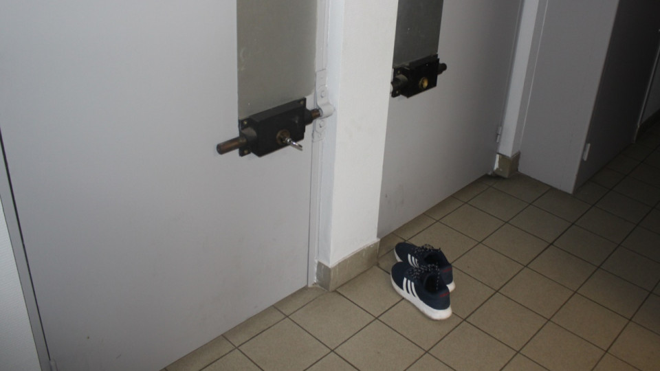 Près de Lyon : la porte de sa cellule avait un défaut, le cambrioleur s'évade facilement du commissariat