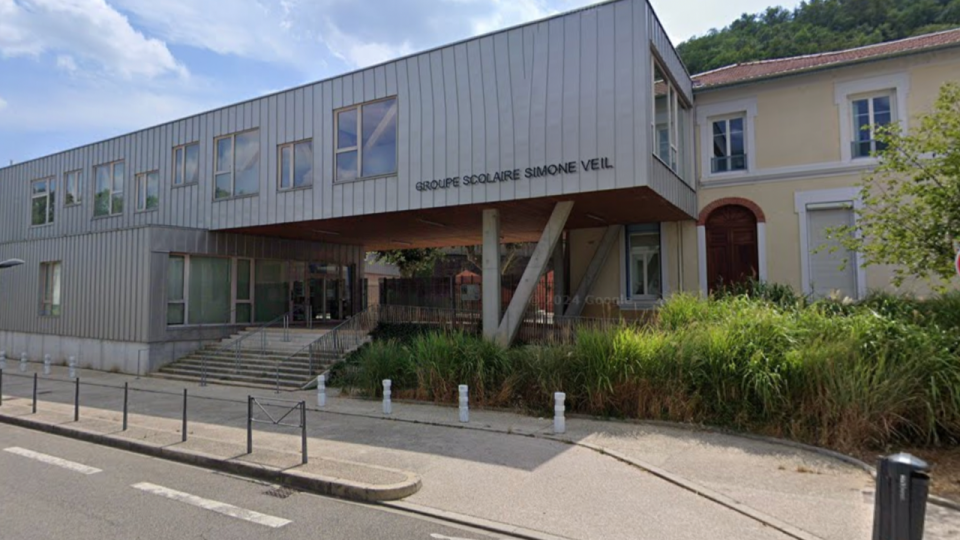 Près de Lyon : il roule 100 kilomètres pour pouvoir s'exhiber près d'une école