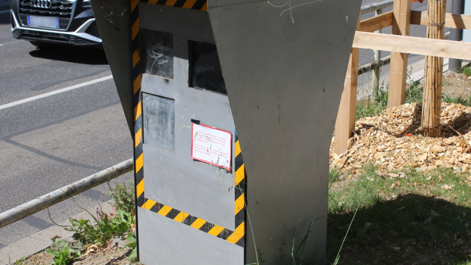 Près de Lyon : un radar tagué sur l'A6