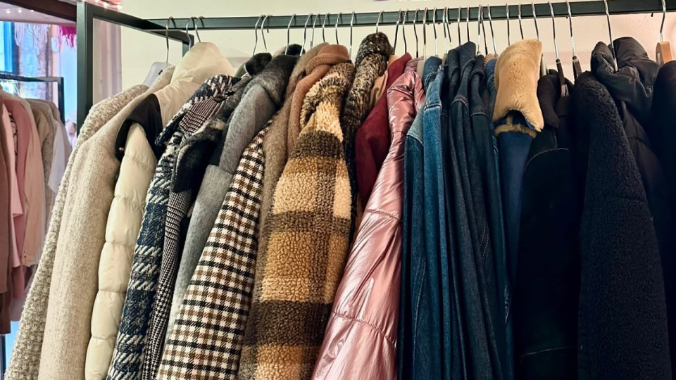 Avant sa fermeture définitive à Lyon, cette boutique de vêtements de seconde main organise un grand déstockage