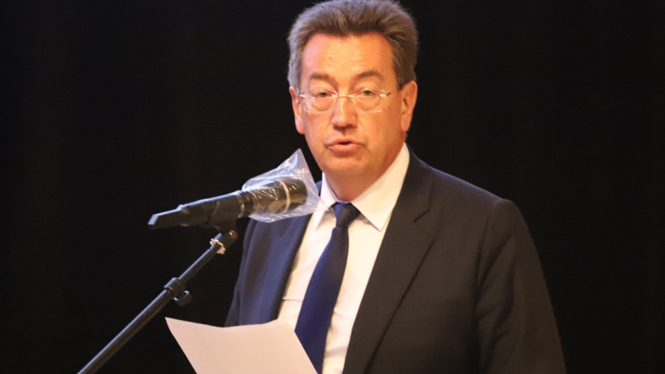 Caluire : Philippe Cochet reste finalement maire grâce à un recours suspensif