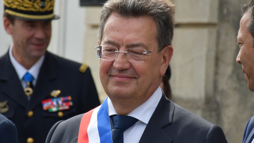 Philippe Cochet toujours maire de Caluire : l'opposition évoque une "page sombre de l'histoire de la commune"