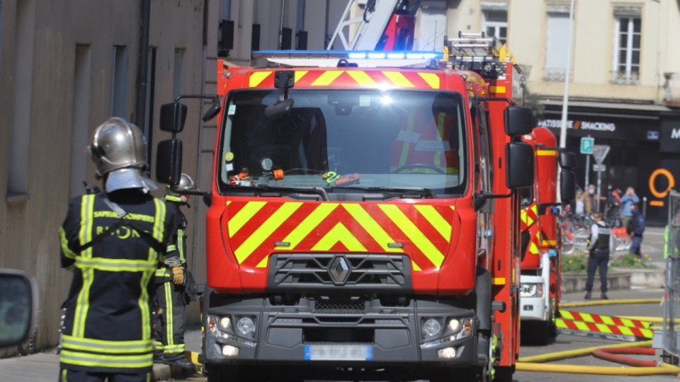 Villeurbanne : une personne âgée décède dans l’incendie d’un appartement