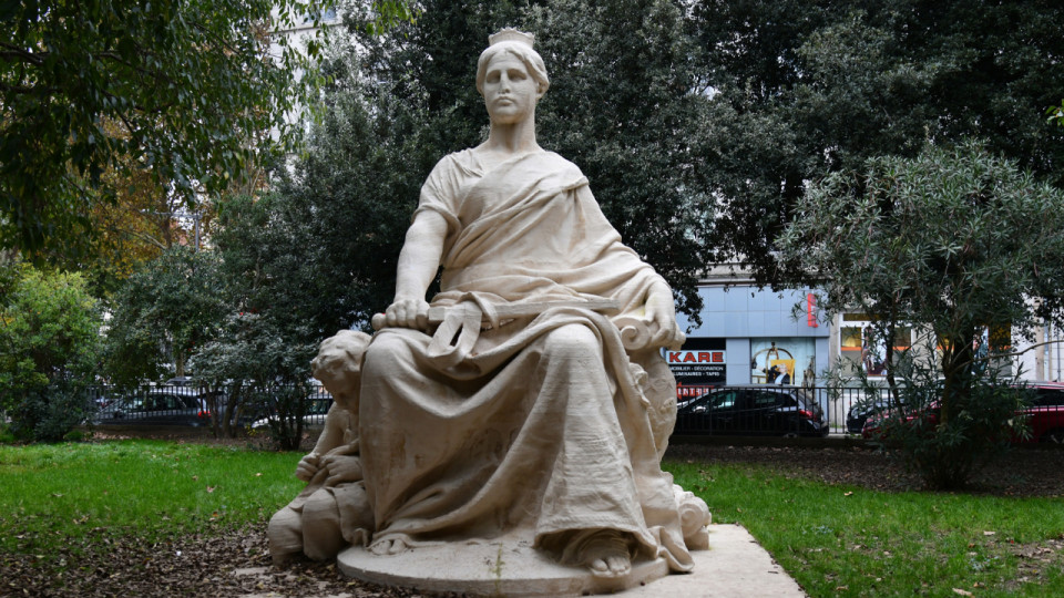La Ville de Lyon inaugure deux statues dans le square Delestraint