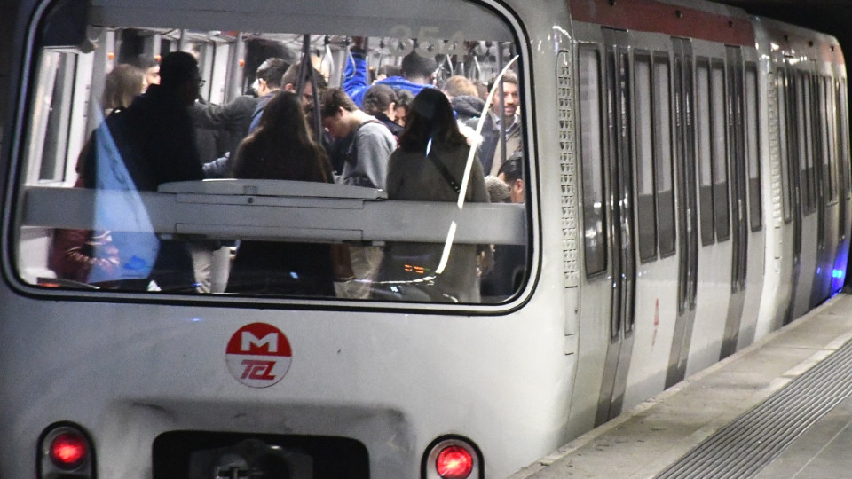 Journée noire pour le métro lyonnais : trois lignes fortement perturbées