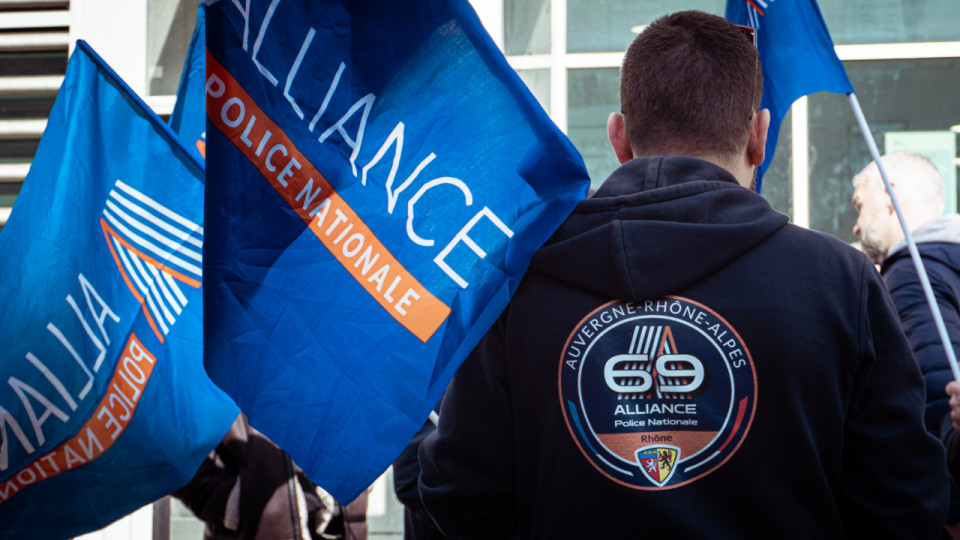 "La police ne se lève pas le matin avec l’intention de tuer" : les policiers mobilisés à Villeurbanne contre un procès Nahel