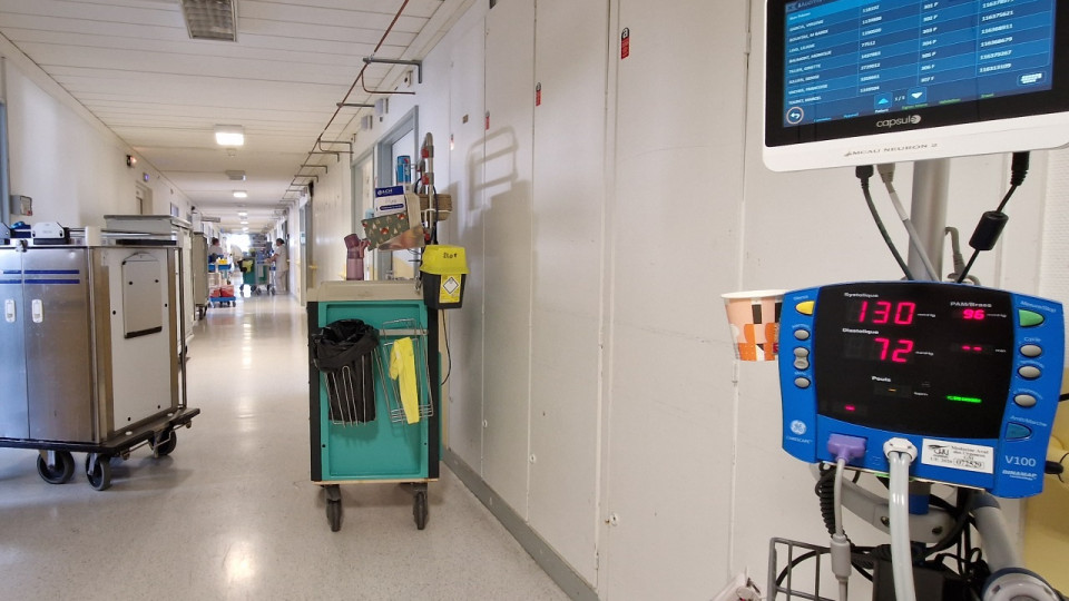 À l’hôpital Lyon Sud, un homme frappe le personnel des urgences avec des béquilles