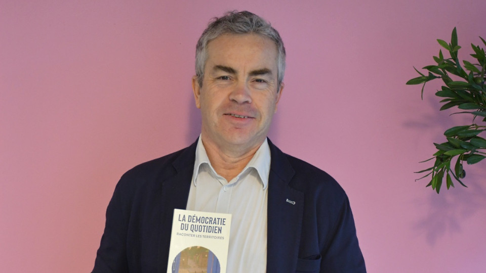 Cédric Szabo : "Une invitation à s'engager en politique en 2026"